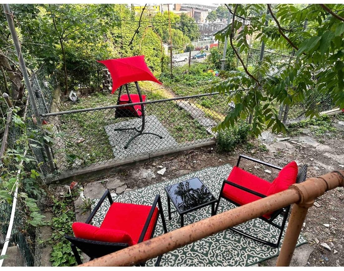 5-A Diamond In Yonkers Apartment Exterior foto